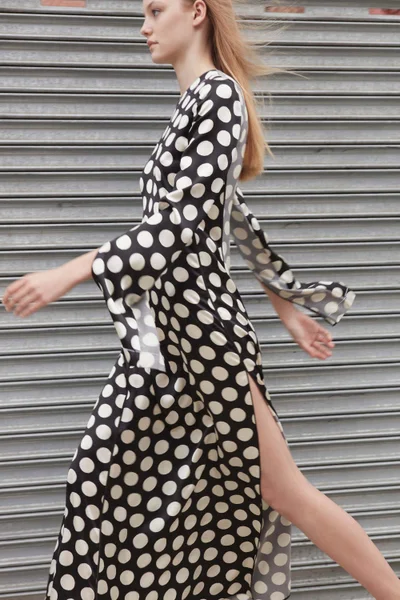 Look 8